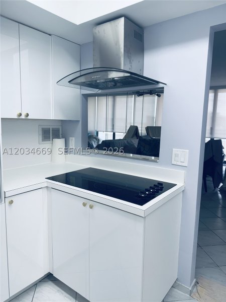 Apartment for rent at Alexander Towers 704