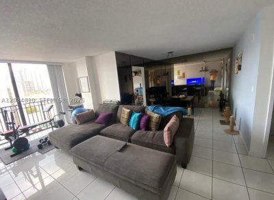 Comprar apartamento en Plaza of the Americas 1009