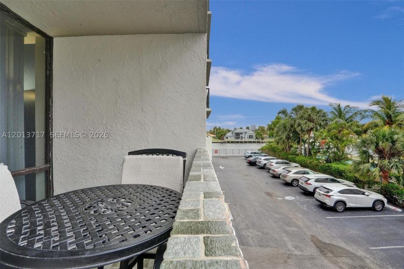 Apartment for rent at Avant Garde 205