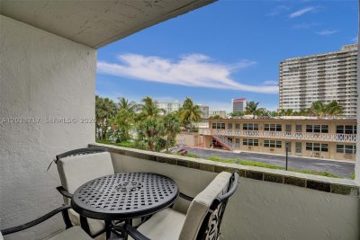 Aluguel de apartamento no Avant Garde 205