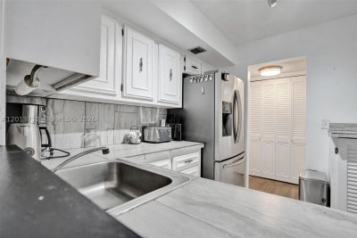 Avant Garde Apt #205