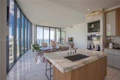 Two Park Grove Apt #20D