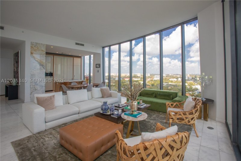 Alquiler de apartamento en Two Park Grove 20D