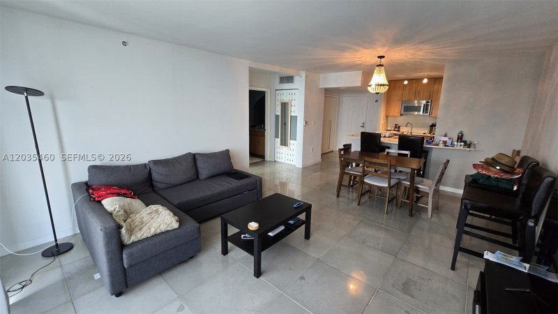 Aluguel de apartamento no Mark on Brickell 2507