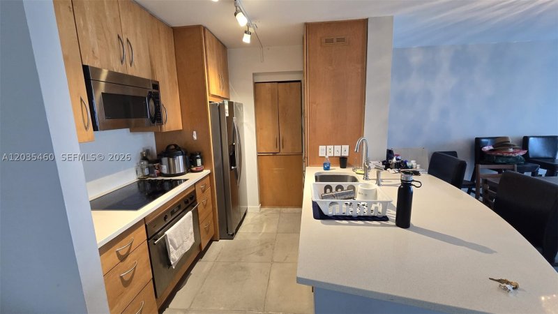 Aluguel de apartamento no Mark on Brickell 2507