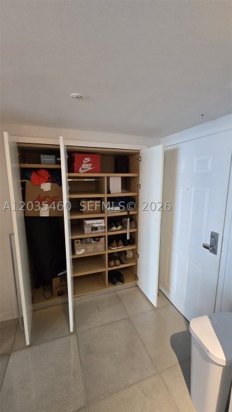 Aluguel de apartamento no Mark on Brickell 2507