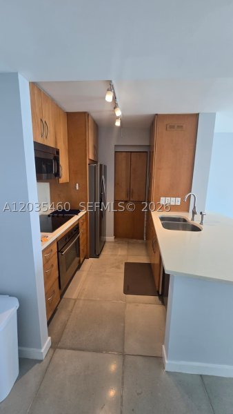 Apartment for rent at Mark on Brickell 2507