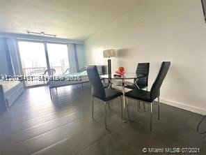 Aluguel de apartamento no Aventura Beach Club 939