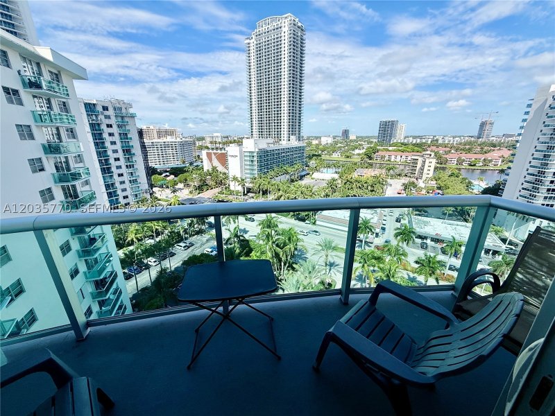 Apartment for rent at Tides Hollywood Beach 14U
