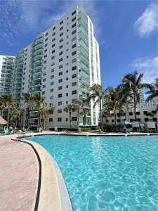 Tides Hollywood Beach Apt #14U