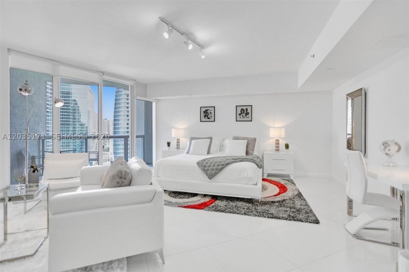 Condo for sale at Icon Brickell Tower I 3408