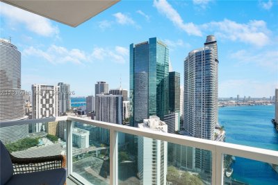 Aluguel de apartamento no Brickell on the River North 3812