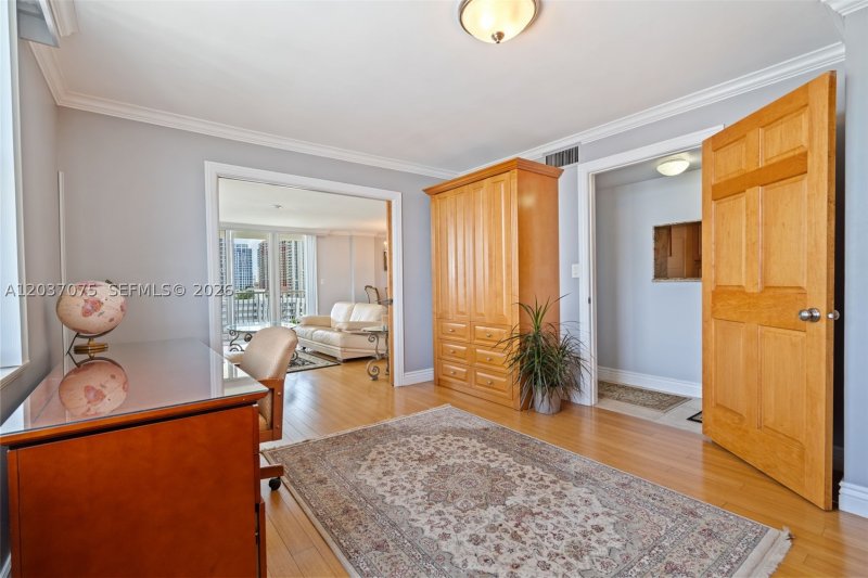 Property photo # 7