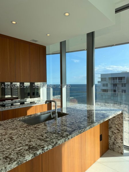 Alquiler de apartamento en Una Residences at Brickell 903