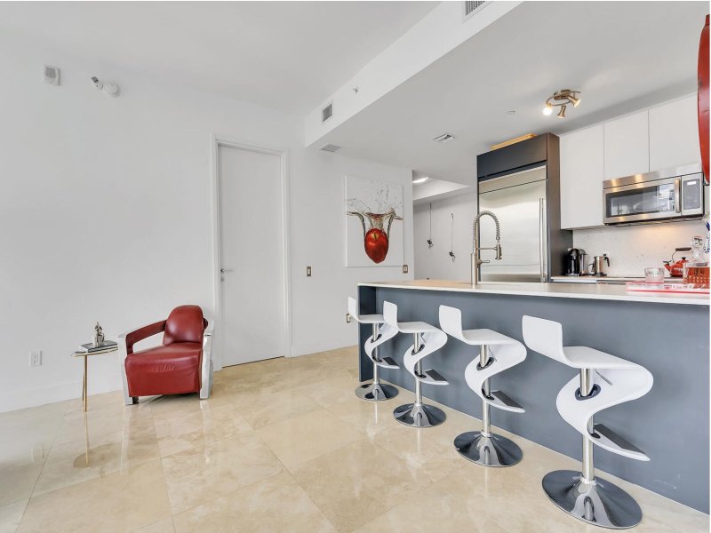 Apartment for rent at Brickell House Condo 3900