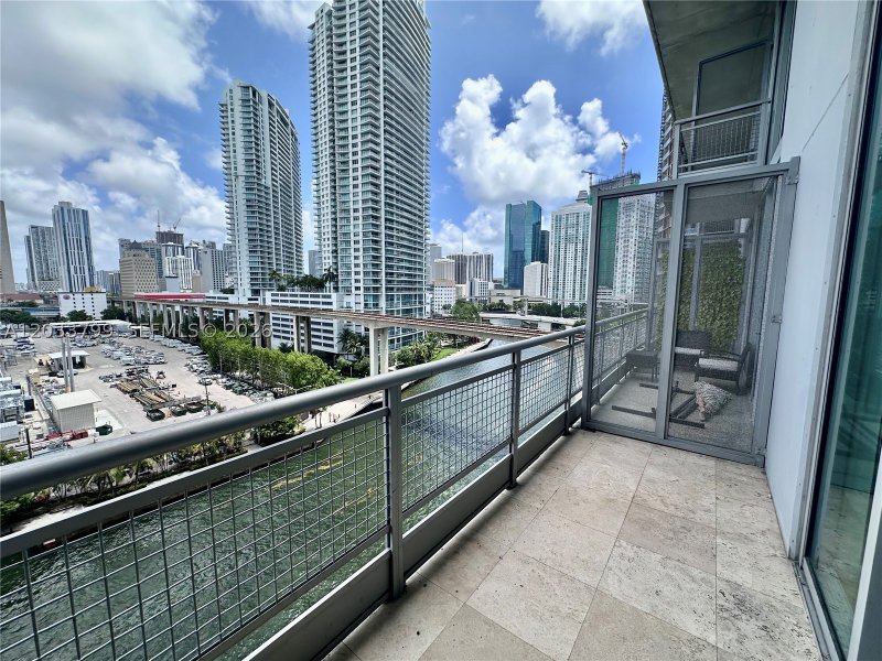 Apartment for rent at Neo Vertika Brickell 1213