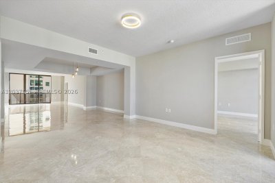 Alquiler de apartamento en Sayan 502