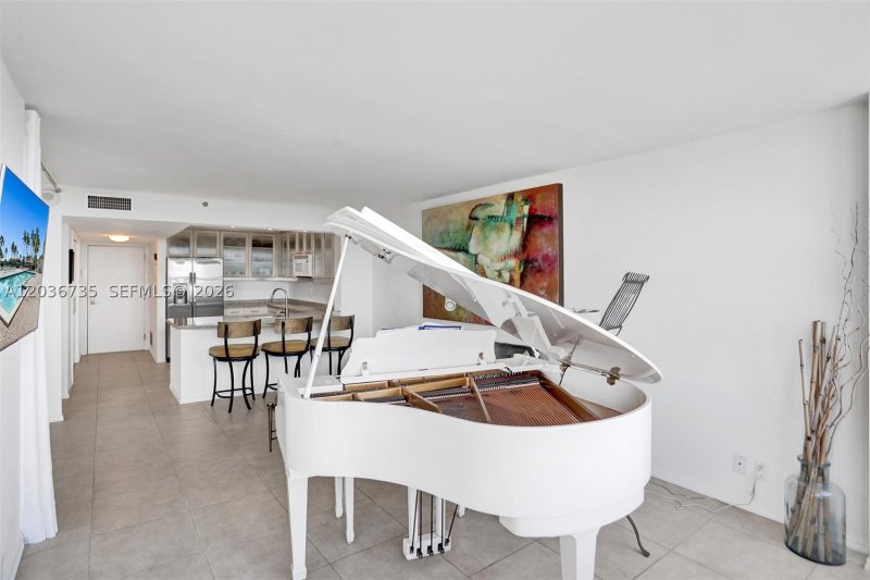Condo for sale at Club Atlantis 1508