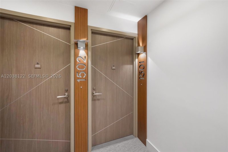 Comprar apartamento en The Crimson Miami 1501