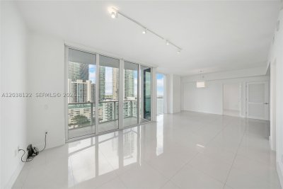 Comprar apartamento en The Crimson Miami 1501
