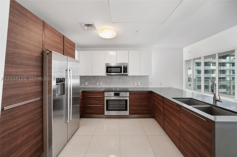 Comprar apartamento en The Crimson Miami 1501