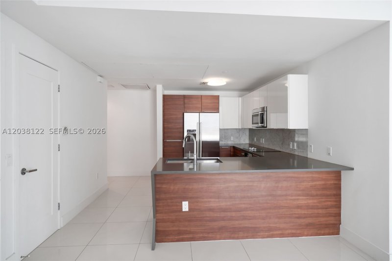Comprar apartamento en The Crimson Miami 1501