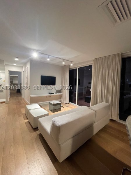 Apartment for rent at The Crimson Miami 201