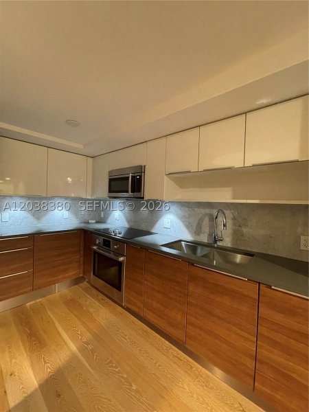 Apartment for rent at The Crimson Miami 201