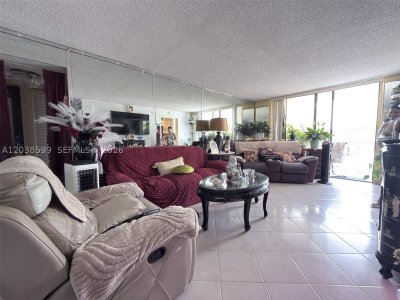 Comprar apartamento en Winston Towers M18