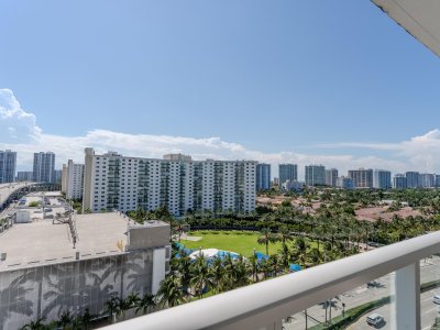 Comprar apartamento no Aventura Beach Club 1038