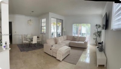 Aluguel de apartamento no Village by the Bay 1305 w/ GARA