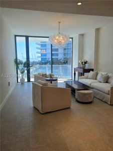 Alquiler de apartamento en Five Park Miami Beach 904