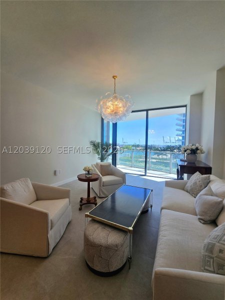 Alquiler de apartamento en Five Park Miami Beach 904