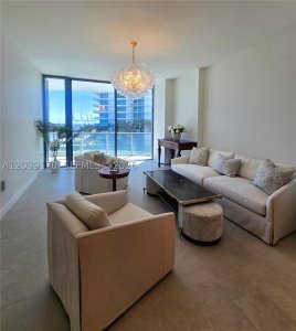 Alquiler de apartamento en Five Park Miami Beach 904