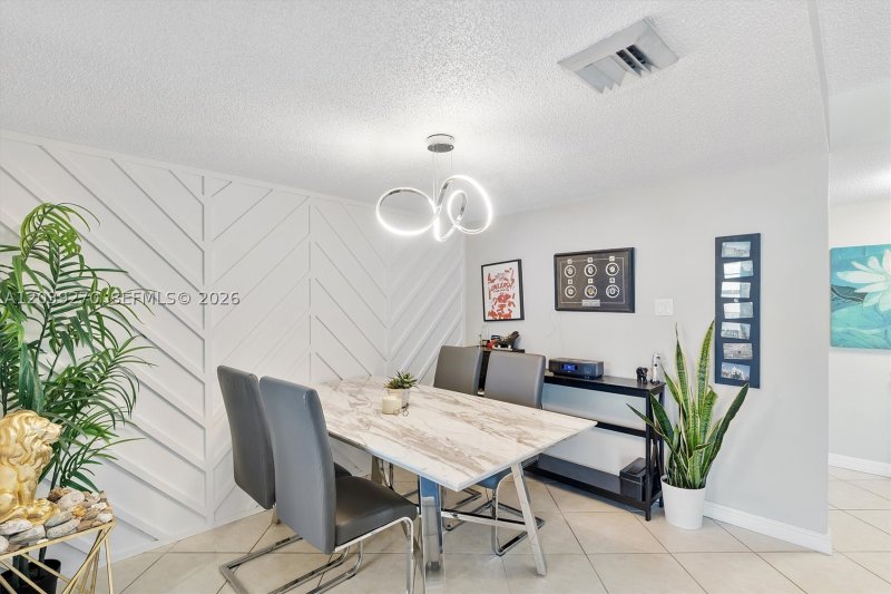 Condo for sale at Del Prado South Tower 1401