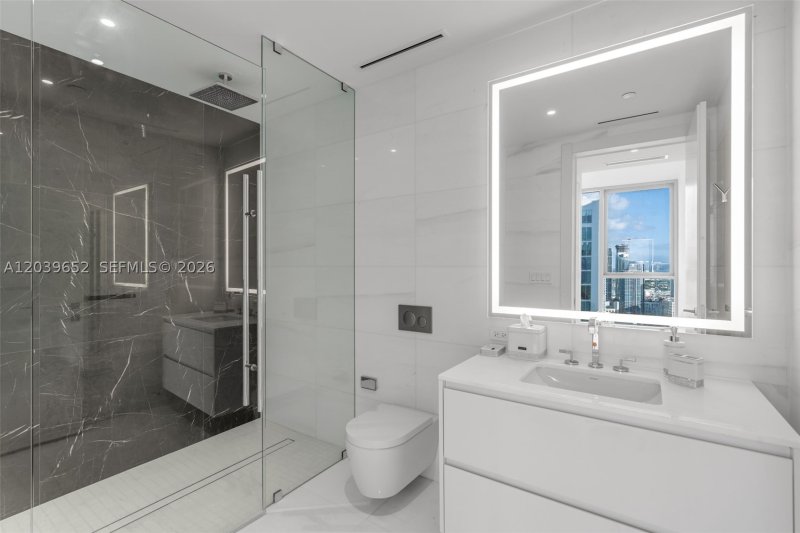 Apartment for rent at Aston Martin Residences 4008