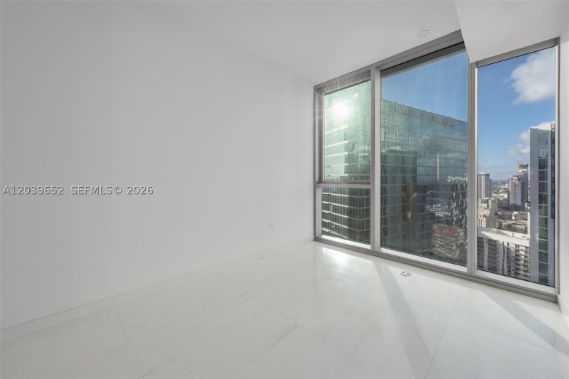 Apartment for rent at Aston Martin Residences 4008