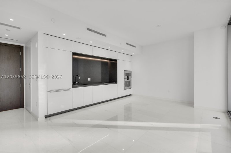 Apartment for rent at Aston Martin Residences 4008