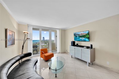 Comprar apartamento en Parker Dorado 1610