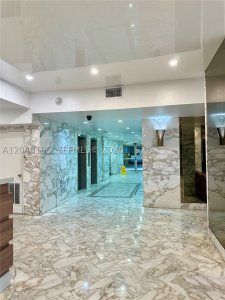Aluguel de apartamento no Burleigh House 1523