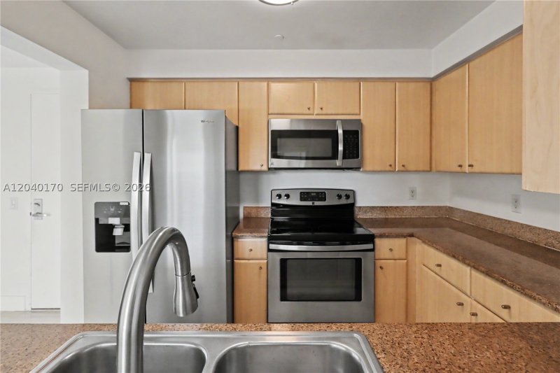 Condo for sale at Metropolitan at Brickell 704