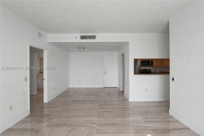 Comprar apartamento en Metropolitan at Brickell 704