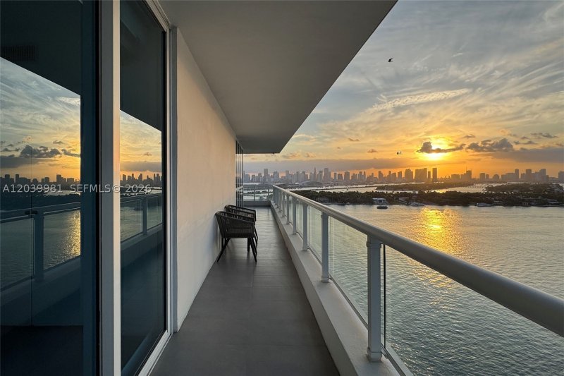 Alquiler de apartamento en Bentley Bay North 2114