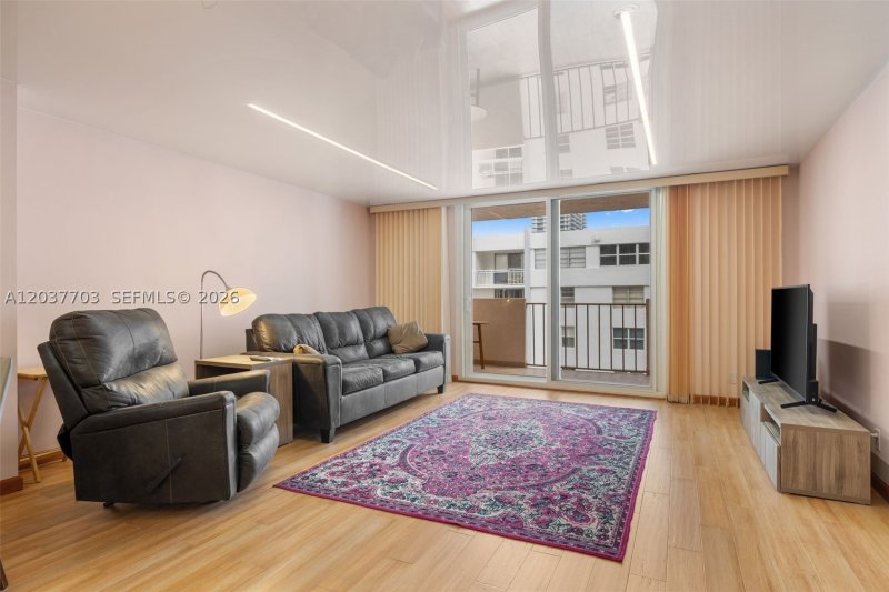 Condo for sale at Prince George 16B