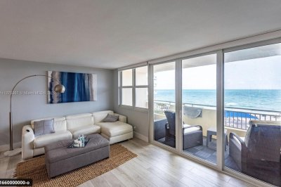 Comprar apartamento en Parker Dorado 414