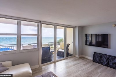 Comprar apartamento en Parker Dorado 414
