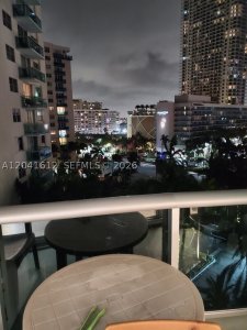 Comprar apartamento en Tides Hollywood Beach 8T