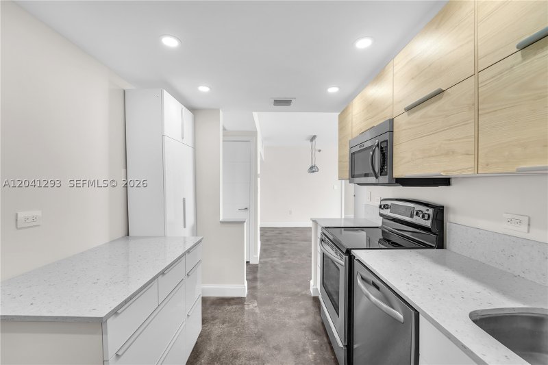 Property photo # 7