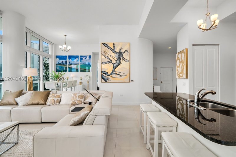Comprar apartamento no Platinum Condo 501
