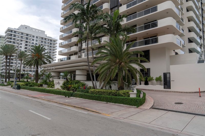 Comprar apartamento en L`Excellence 1604
